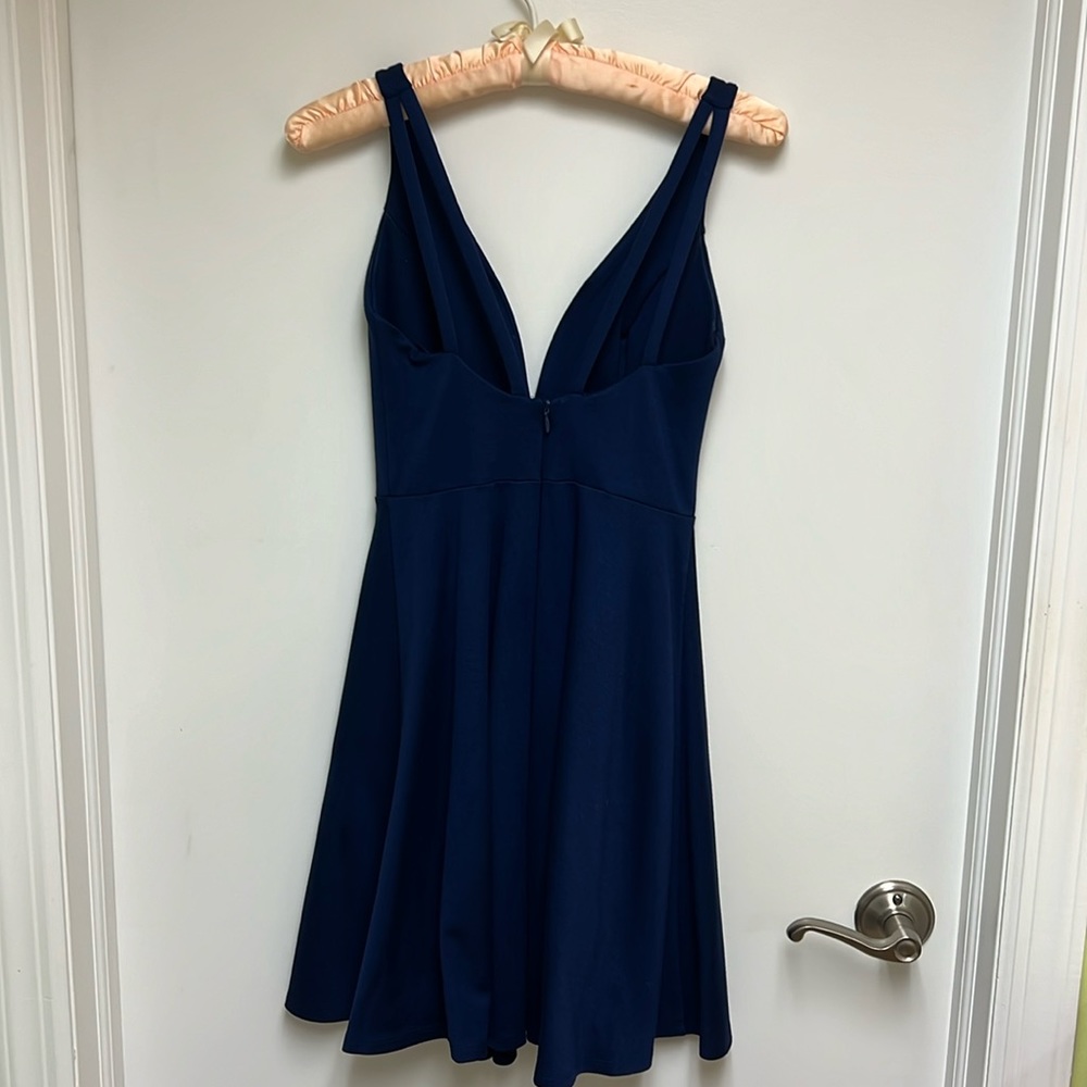Lulu’s Dress - Picture 2 of 8